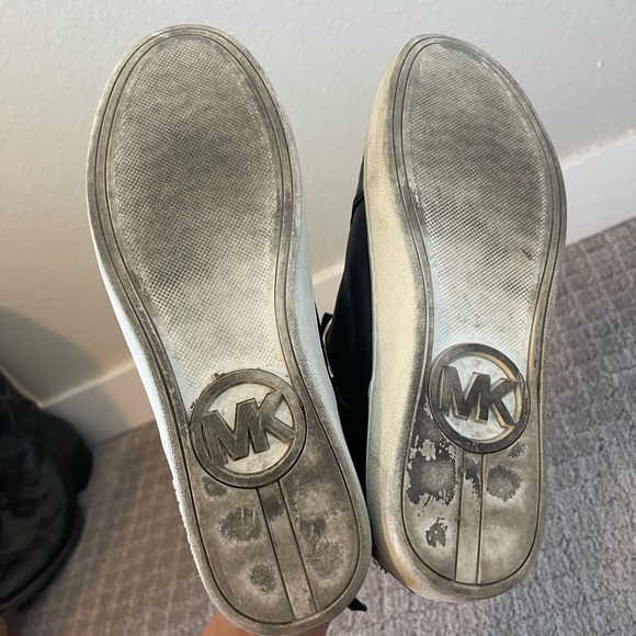 Michael Kors Black High Sneaker with zipper Size 8 - Picture 5 of 5